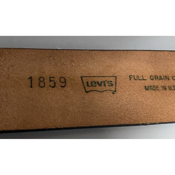 Levi's Womens Full Grain Cowhide Brown Leather Belt Size L 30-36 Silver USA - Picture 4 of 5